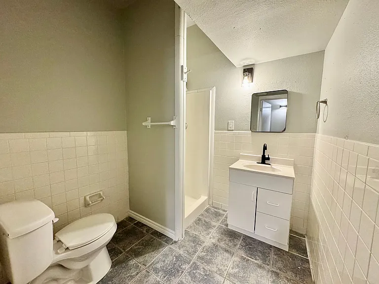 705 Sunrise Ave — Photo 30