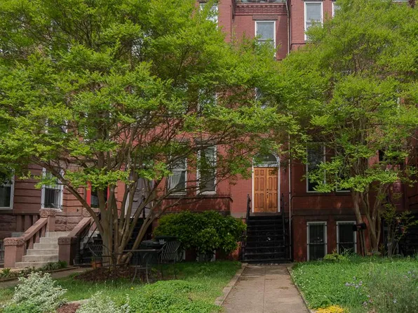 618 Maryland Ave NE, Washington, DC 20002