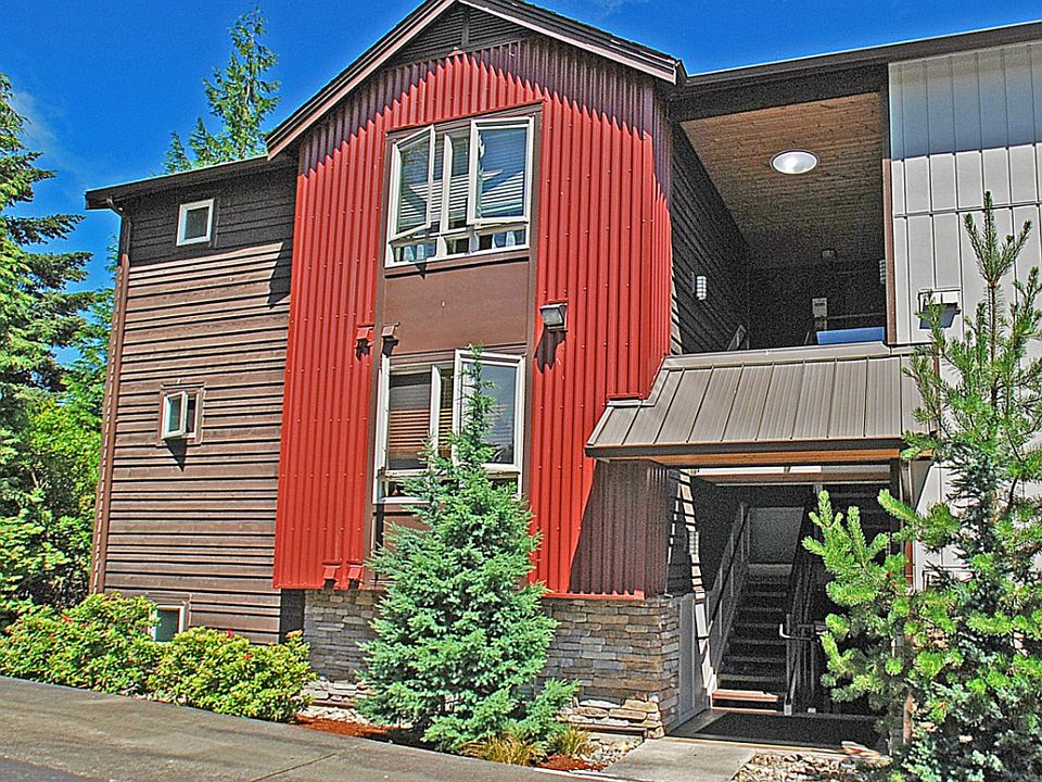 1st image of 15140 NE 82nd St Unit 201