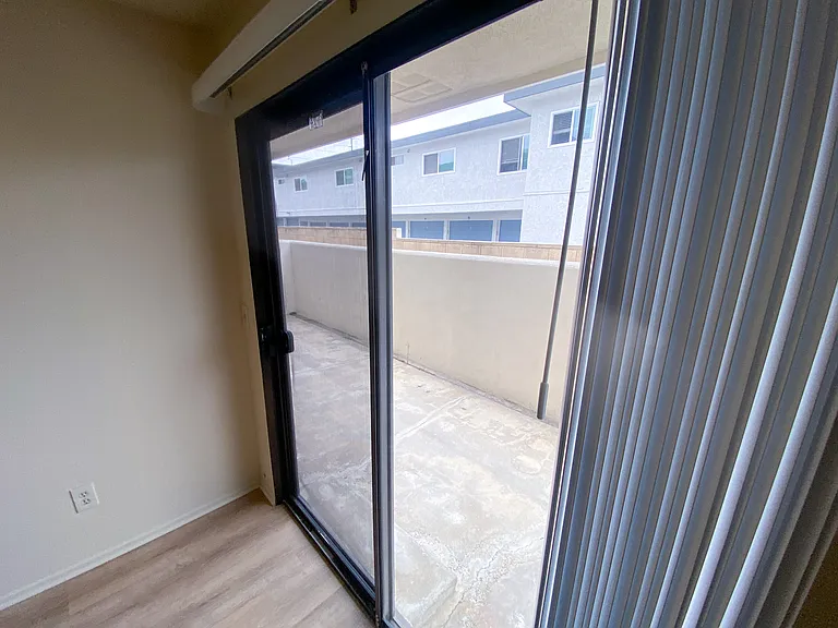 23751 Arlington Ave #104 — Photo 8