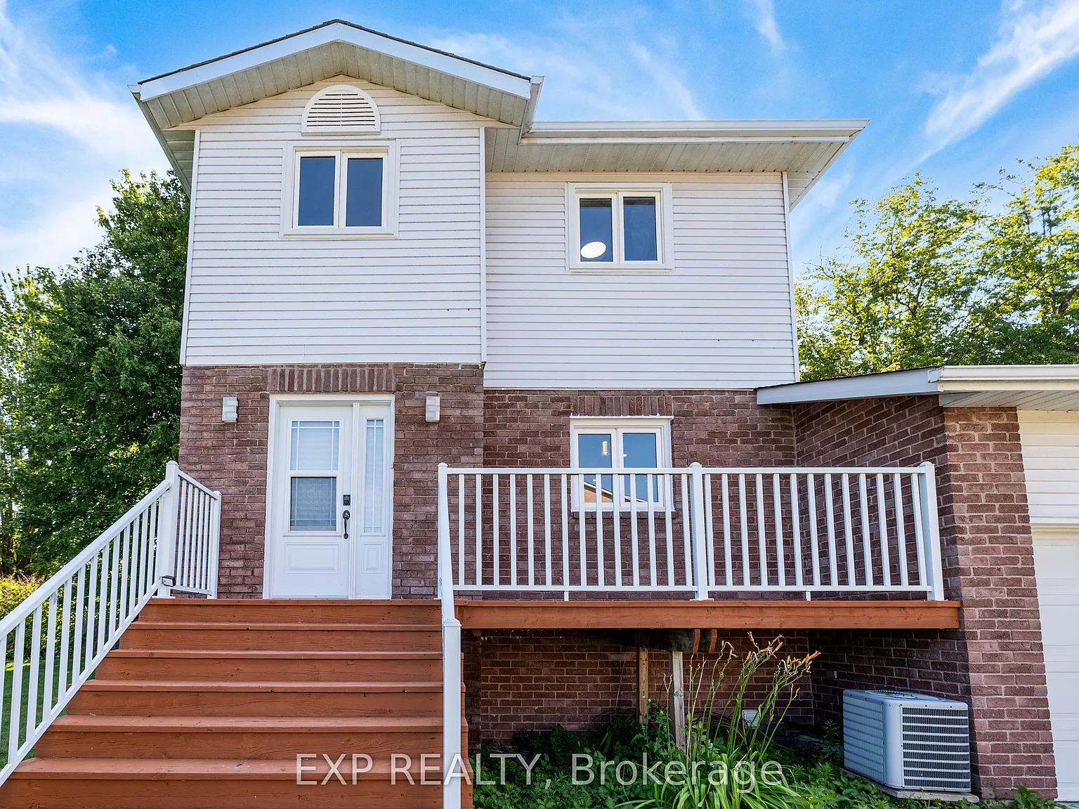 3 bed, $2,880 — Photo 2