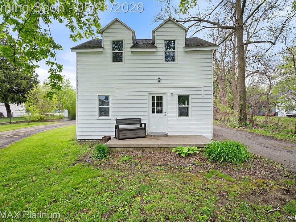 1st image of 6116 Lapeer Rd