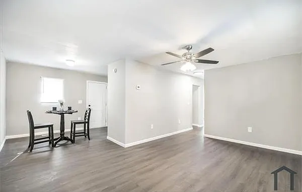 3998 Floyd Ave — Photo 15