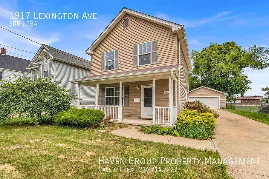 1917 Lexington Ave, Lorain, OH 44052 - Spacious 3-bed 1.5-bath single-family home! — Photo 3