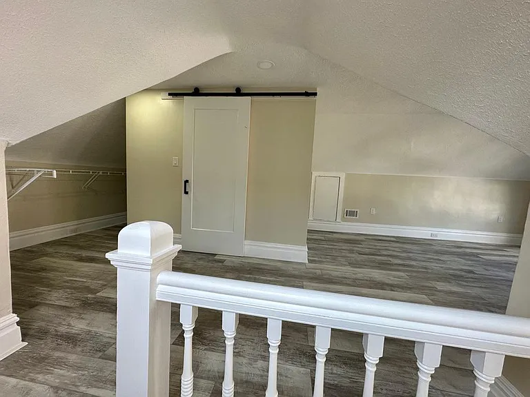 716 Southern Ave — Photo 23