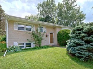 3030 Ridon Ct, Bethlehem, PA 18020