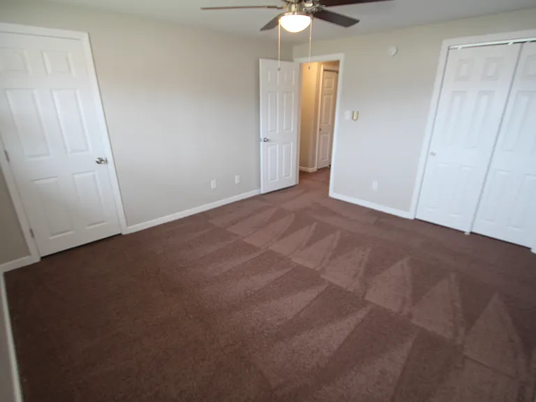 227 Parker St — Photo 4