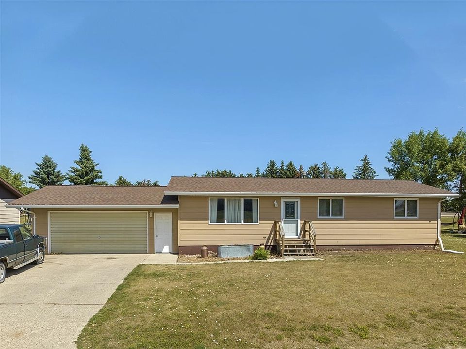 1st image of 627 8th Ave SE
