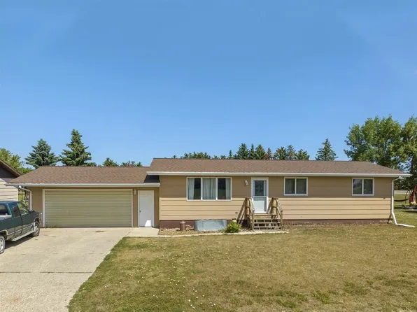 627 8th Ave SE, Stanley, ND 58784