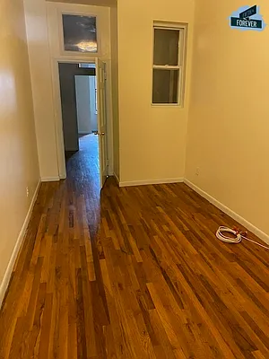 Rented by Fifth & Forever LLC | media 27