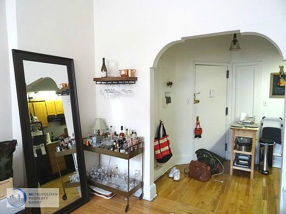 4th image of 52 Grove St APT 2D