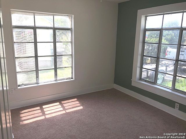 2nd image of 4107 W Salinas St