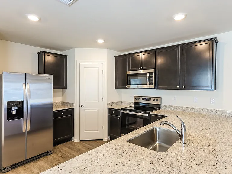 25751 W Coles Rd — Photo 7