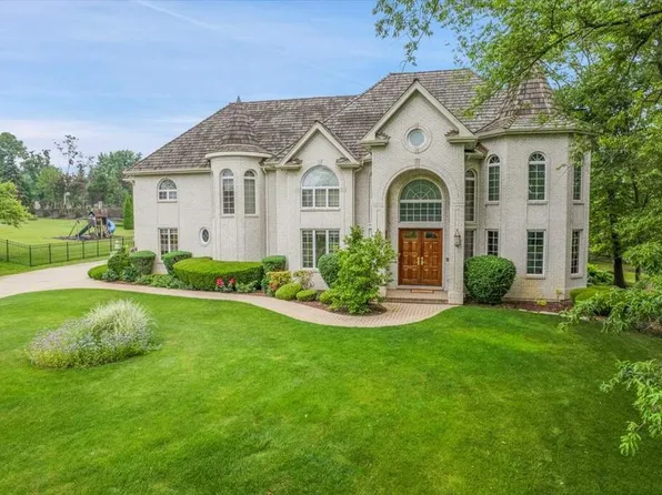 14695 Fox Holw, Lemont, IL 60439