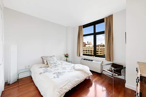 Sold by Compass | media 9