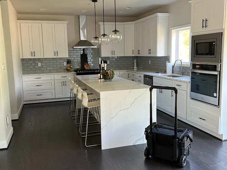 3301 Atlas Ct — Photo 6
