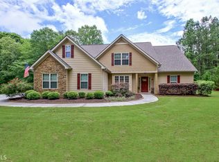 83 Backwater Cove Ct, Newnan, GA