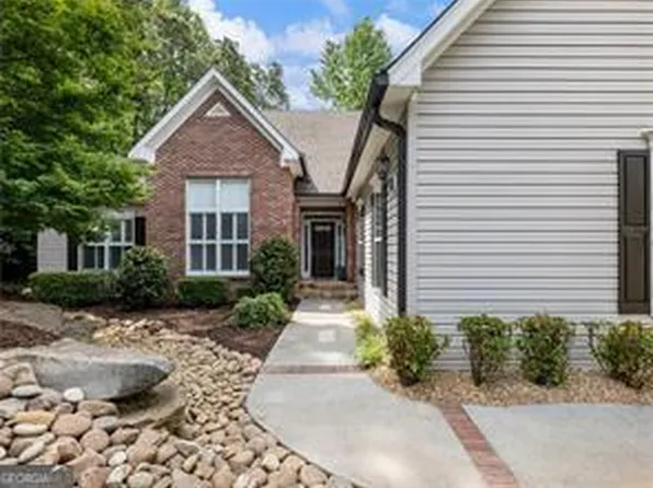 4857 Netherlands Pl, Flowery Branch, GA 30542