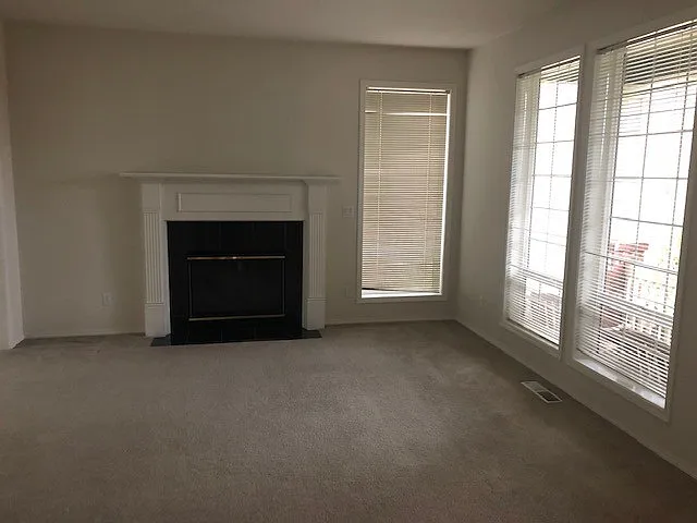4146 NW Oxbridge Dr — Photo 2