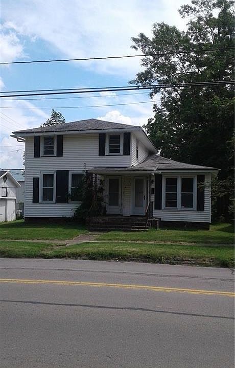 1st image of 26 S Main St
