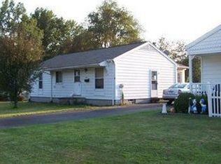 860 Saul Dr, Hubbard, OH