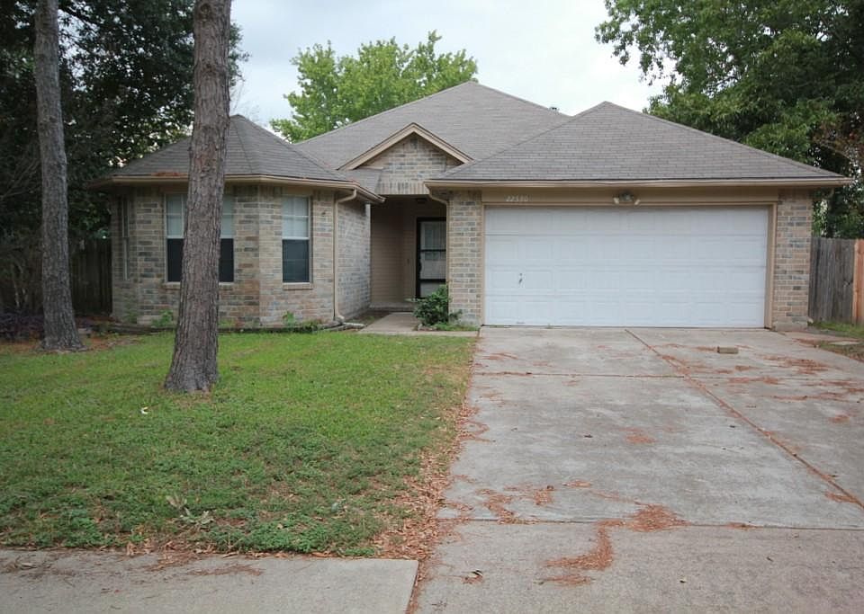 1st image of 22530 Braken Manor Ln
