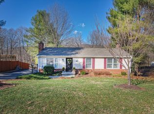 457 Knollwood Dr, Troutville, VA 24175