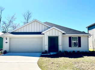 576 Wild Rose Dr, Jacksonville, FL 32218