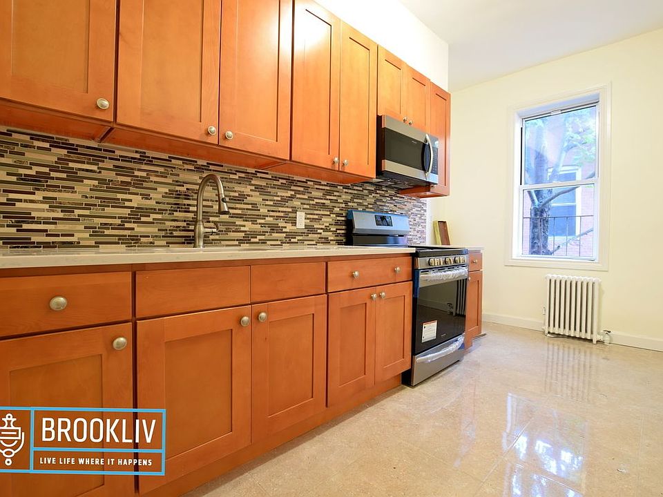 1st image of 545 Rogers Ave APT 2R