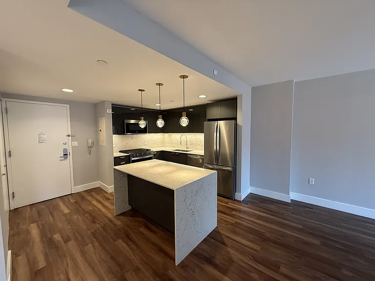 22 E 1st St #406 — Photo 1