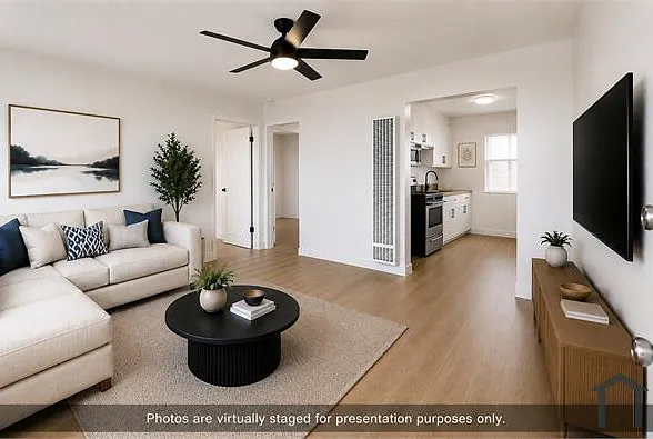 2 bed, $2,289 — Photo 1
