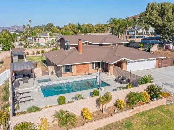 3985 Oakridge Cir, Norco, CA 92860