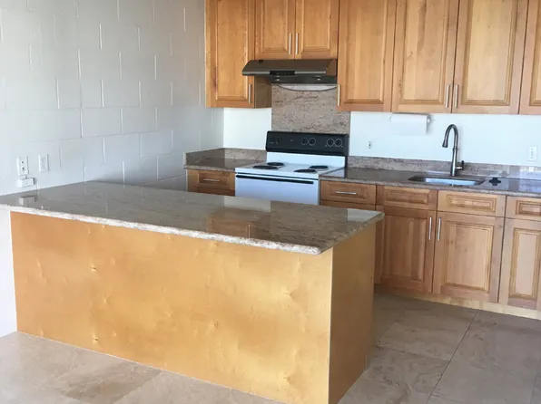 1687 Pensacola St APT 701, Honolulu, HI 96822