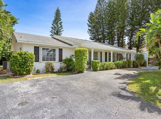 11 Sailfish Ln, Ocean Ridge, FL 33435
