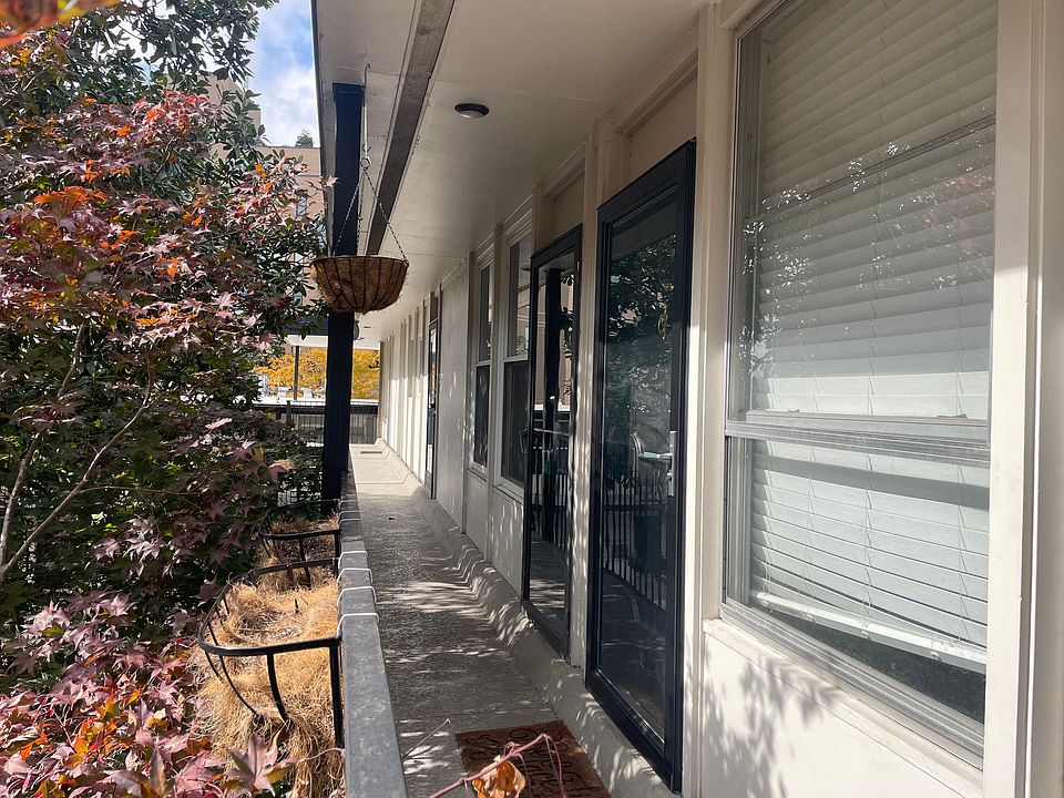 1st image of 3831 W End Ave APT 16