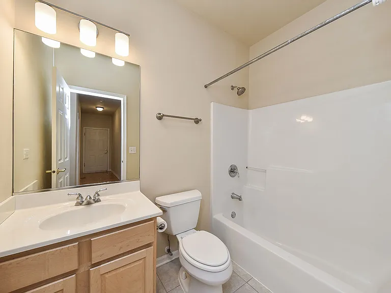 4N382 Mark Twain St — Photo 13