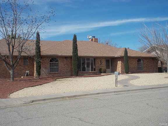 Desert Landscaping in the front...