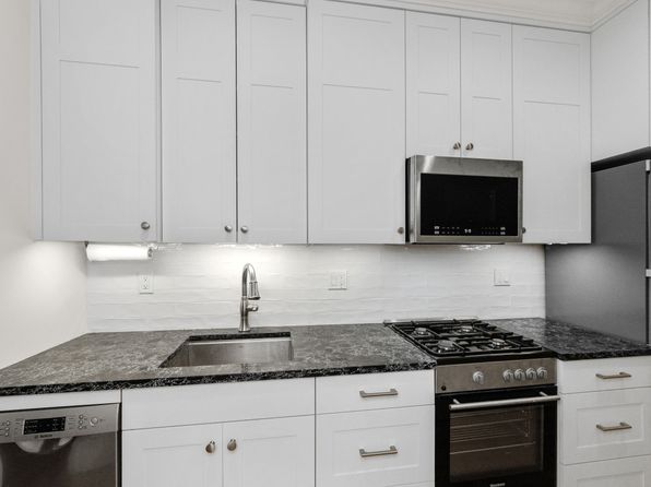13 S Russell St APT 2