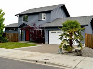 1287 SW Sturgeon Ct, Grants Pass, OR 97527