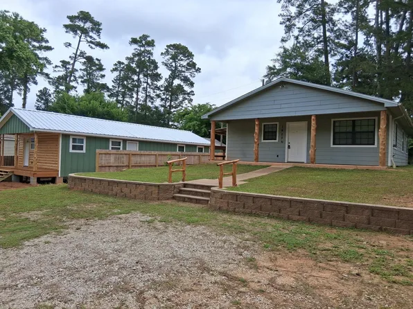 14236 E Ravine Run, Willis, TX 77318