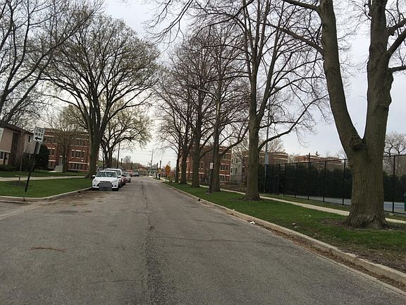 4th image of 2037 Ashland Ave