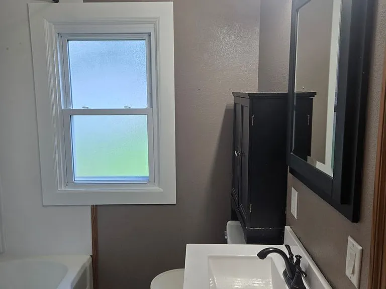 1006 Dexter St — Photo 10