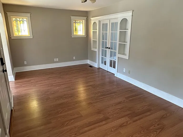 6011 Elizabeth Ave — Photo 8