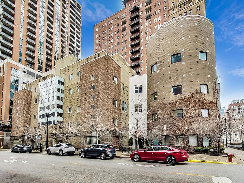 1st image of 40 E 9th St APT 1601