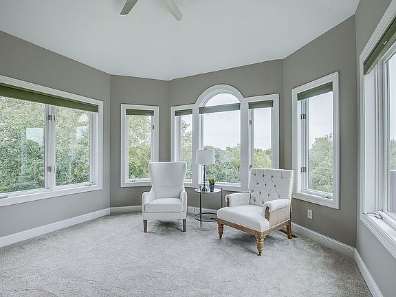 Owner's private sunroom!!