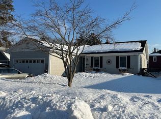 9 Mystic Ave, Riverside, RI 02915