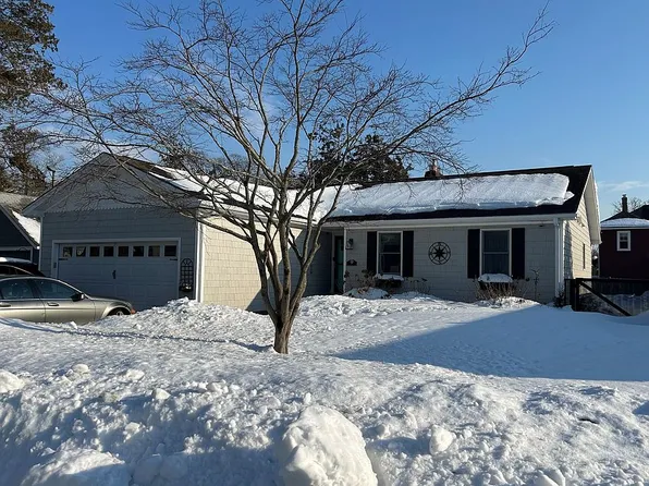 9 Mystic Ave, Riverside, RI 02915