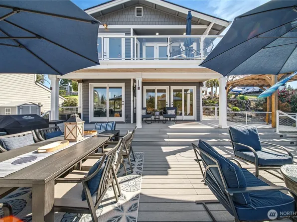 5114 Jenks Point Way E, Lake Tapps, WA 98391