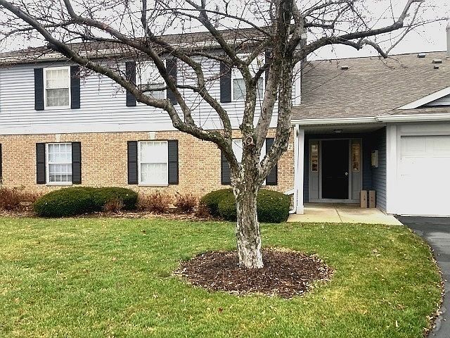 1st image of 1012 Sommerset Ct APT A