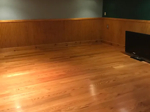 (undisclosed Address), Brooklyn, CT 06234